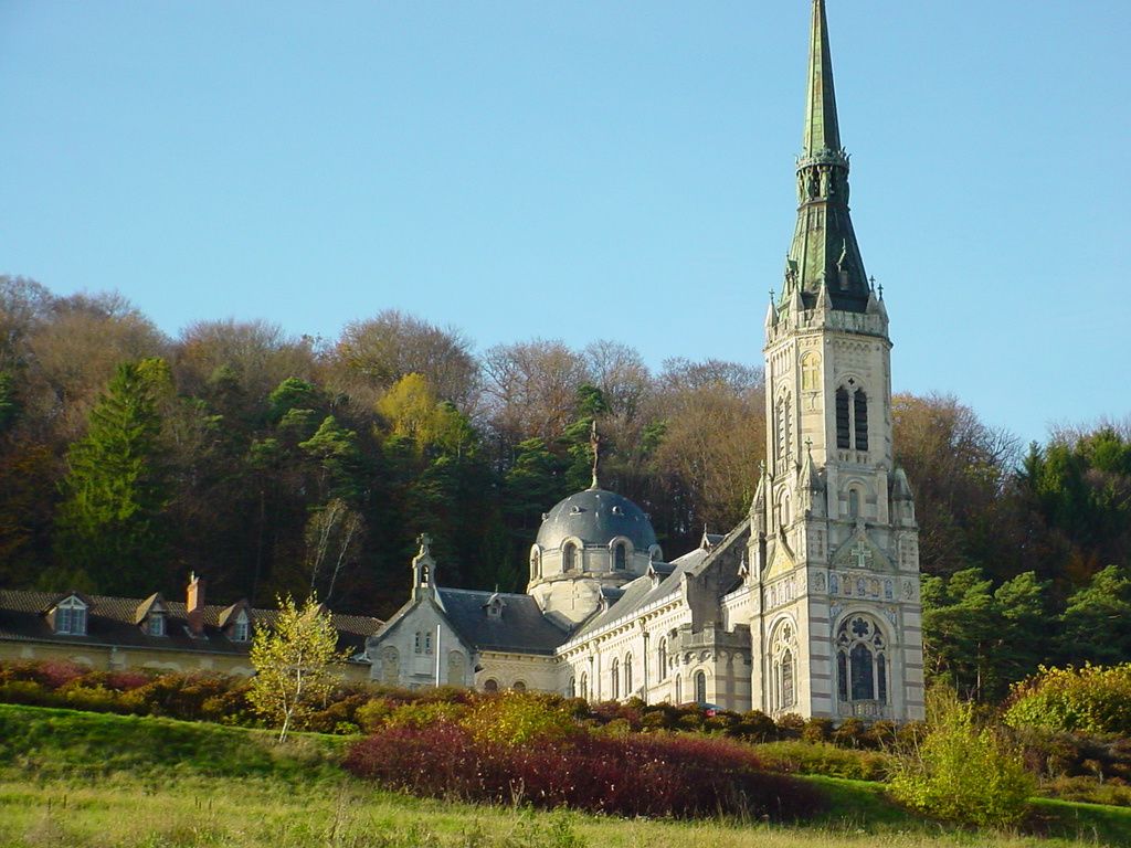 Basilique sainte Jeanne d'Arc à Domremy