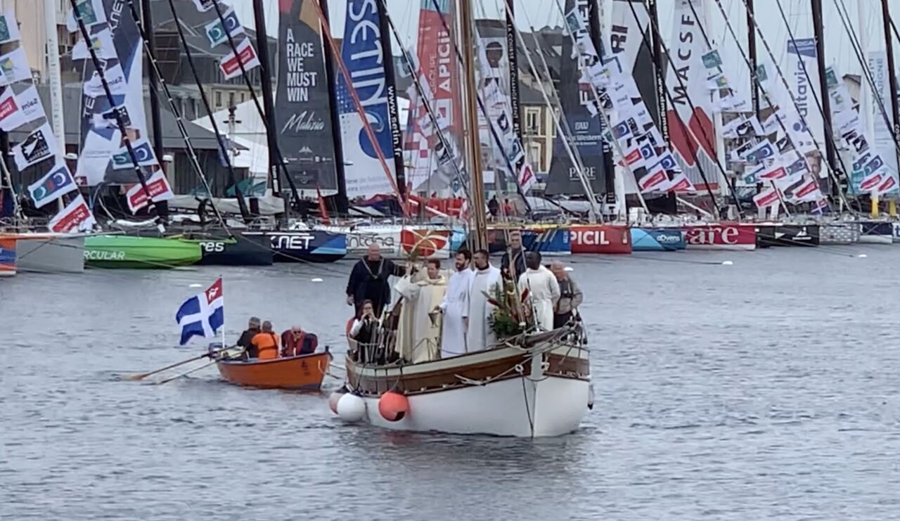 Veillée pour la Vie à la chapelle Saint Louis, paroisse ND d'Alet, St Malo